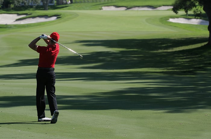 Top 4 longest putts in the history of golf tournaments